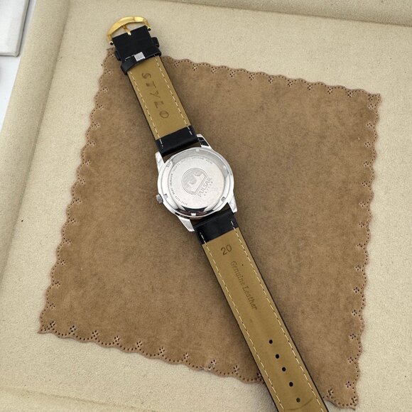 1990's Pulsar Solid Stainless Steel Watch with day and date at 3 - Picture 8 of 8